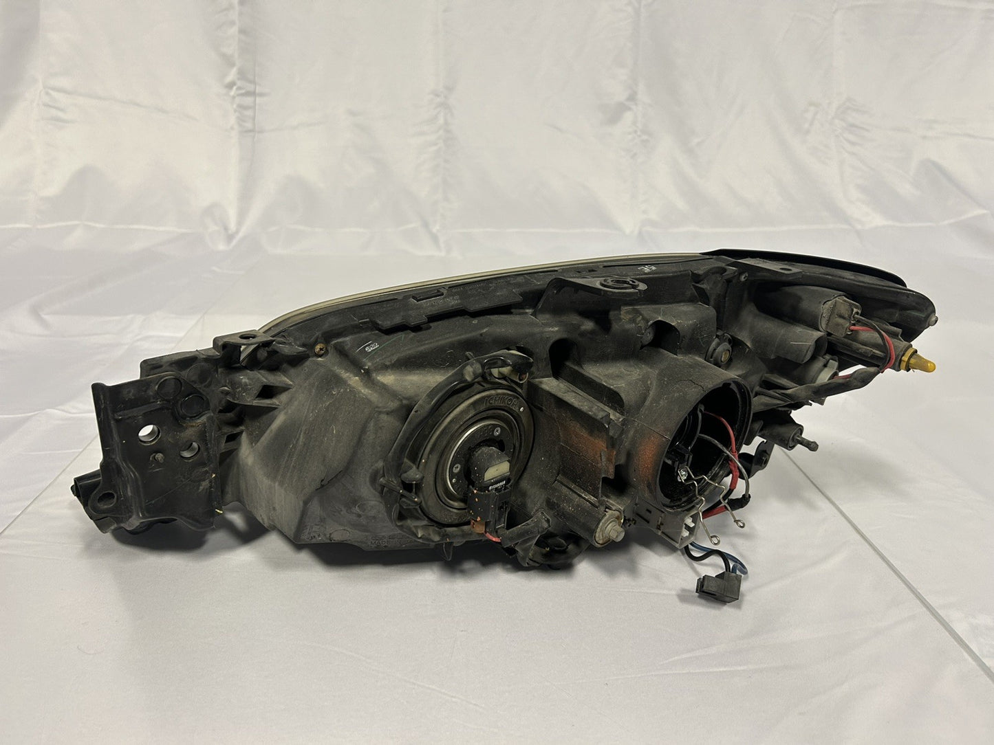 b37fb2f8-e9d1-45cb-baf4-be8d76b5a3fc