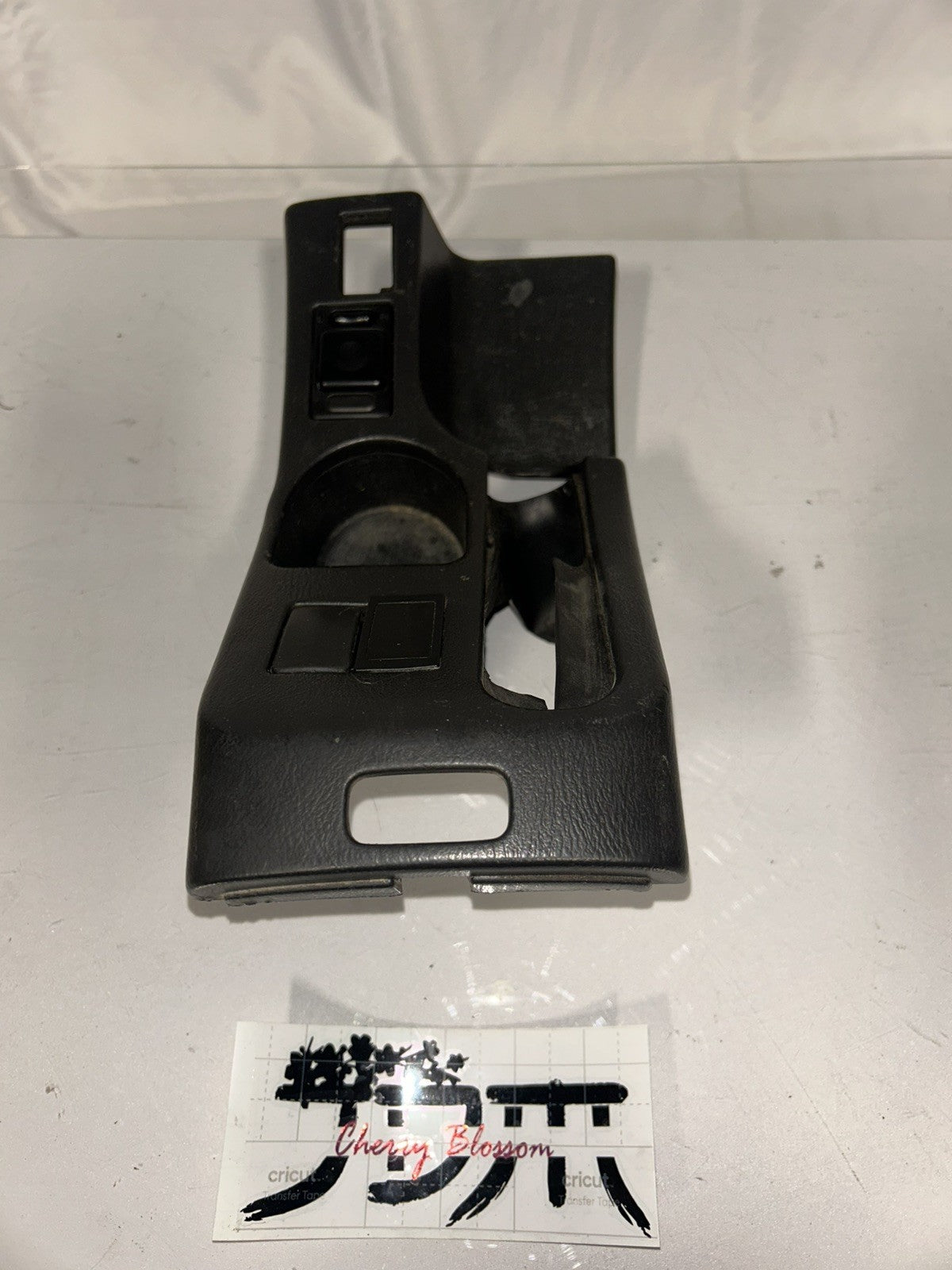 dccc3a02-0eb1-4a3e-9ecd-6e042867dd2a