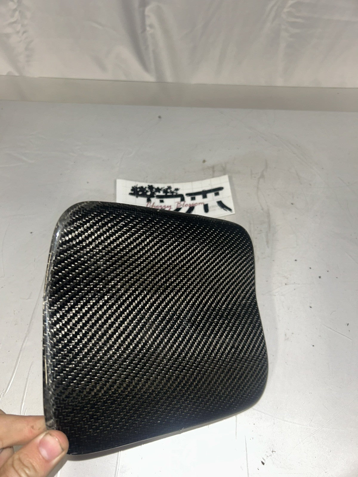 ee9532fb-efeb-434d-920c-b6bf99691310