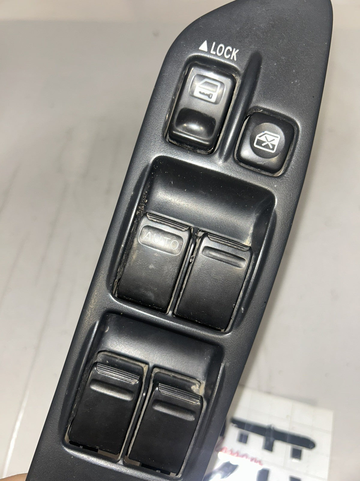 5fe5bad2-9d69-44b4-9e26-b52e6ca6fade