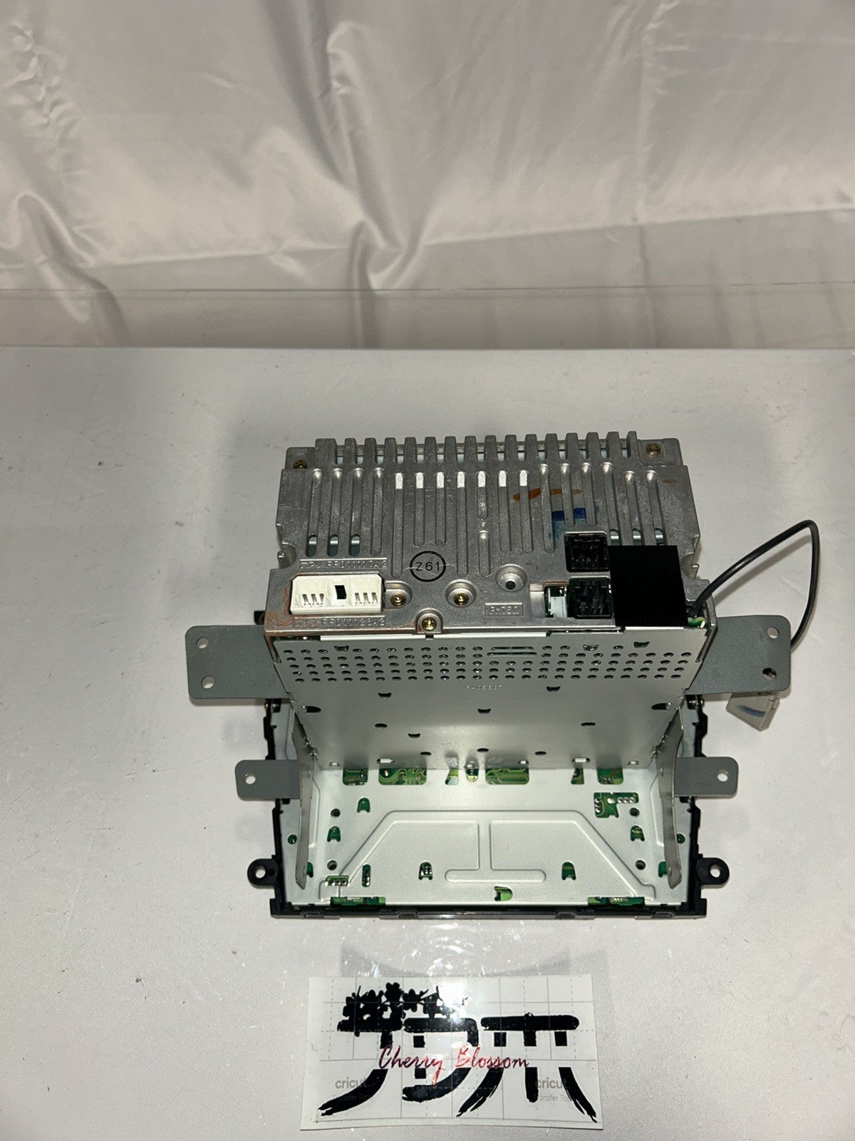 8bb590ff-498b-4676-ac98-7ec29b762e24