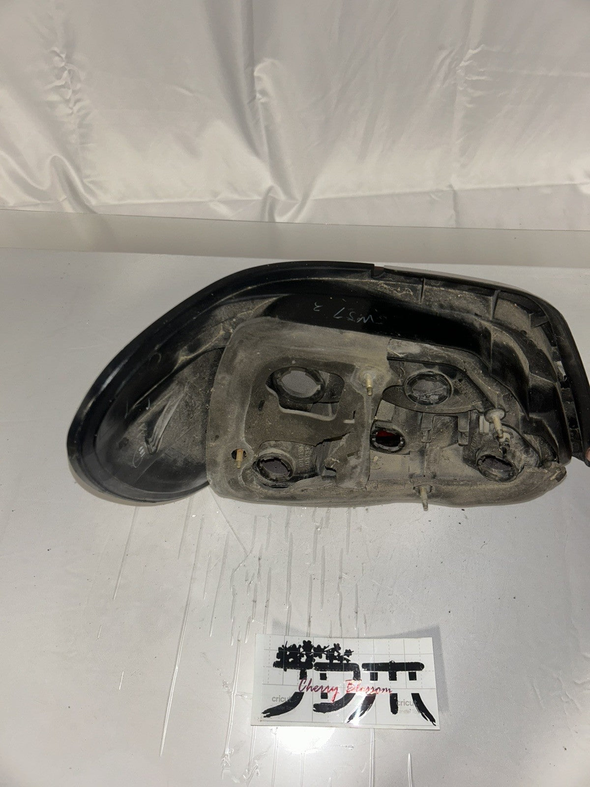 5bc4fee0-6e08-4984-affd-31462573b282