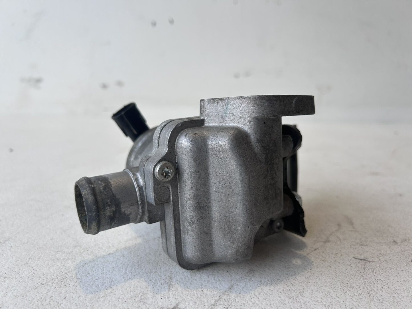 98ee6dcc-5287-4bbc-a2a9-4c9fff88fb33