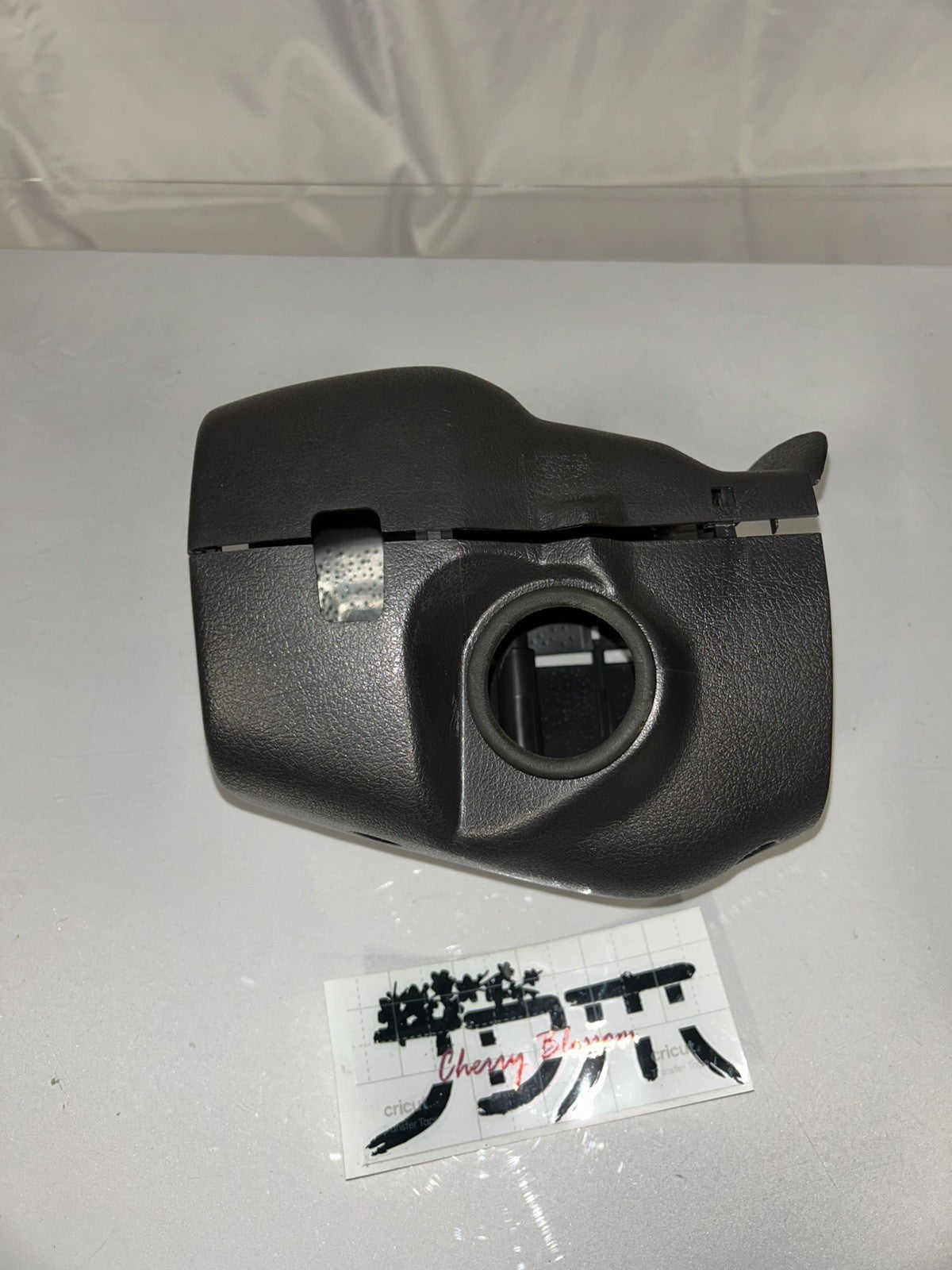 cec365b9-4f7d-43d8-911d-ea62c092d015