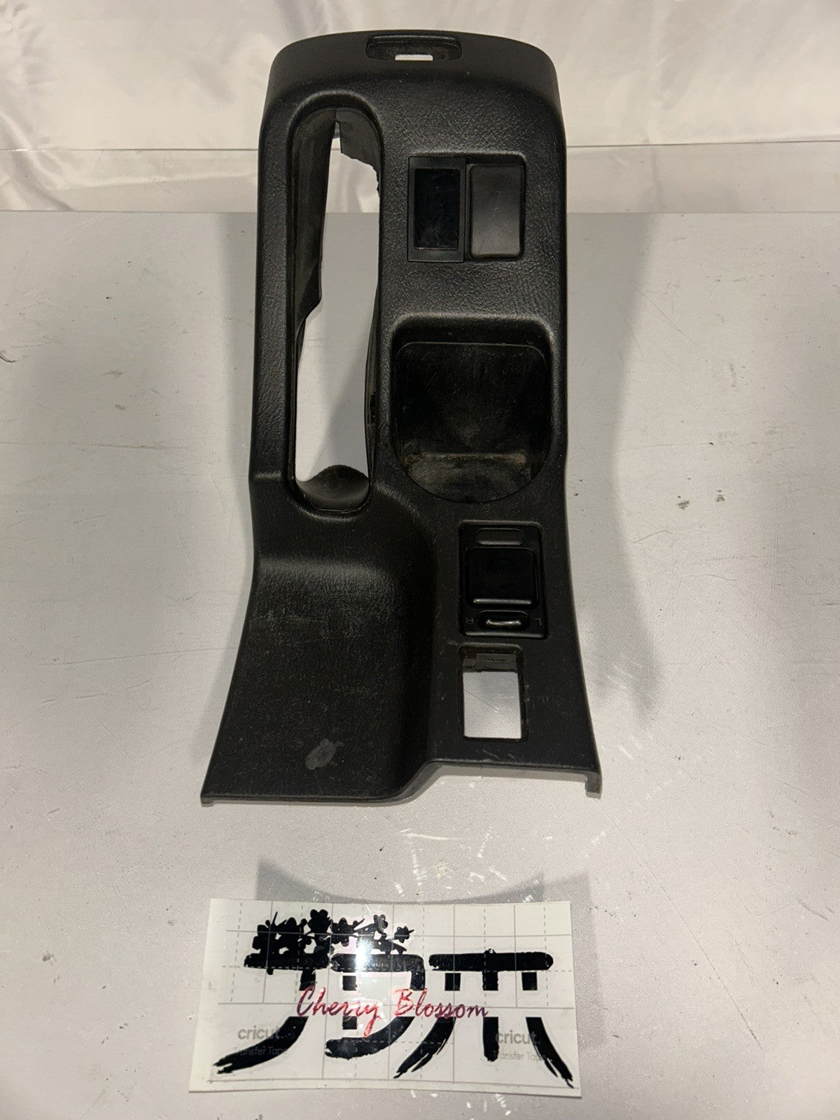 98327655-bc38-45a5-bd78-cf9b69c46d51