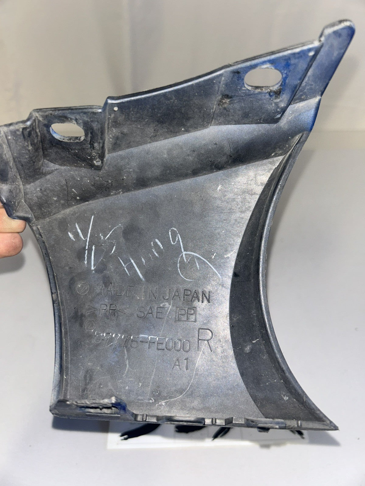 aefa93f8-e3d0-4cc1-bfce-768084a743cb