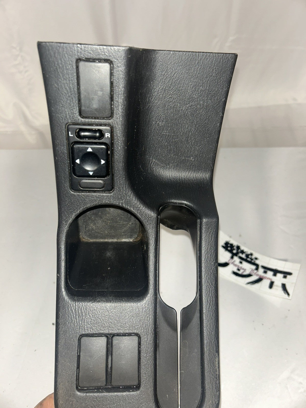 e4ff223c-dac8-40a5-b8b1-8ae9798668bc