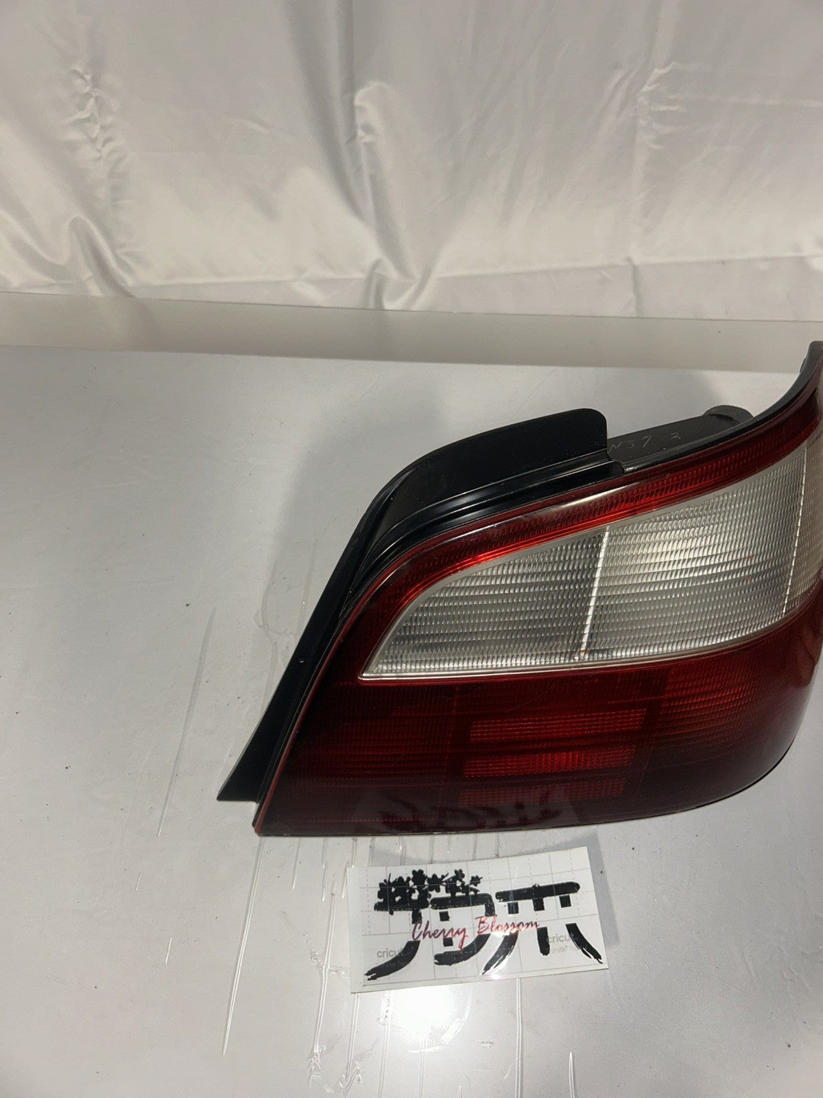 b98fbf13-4f05-46c9-9211-382d9e80c5eb