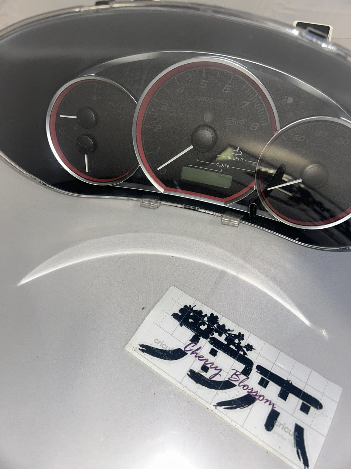 8f01cdbd-5567-4e9e-a3d3-0f28fb0270f9