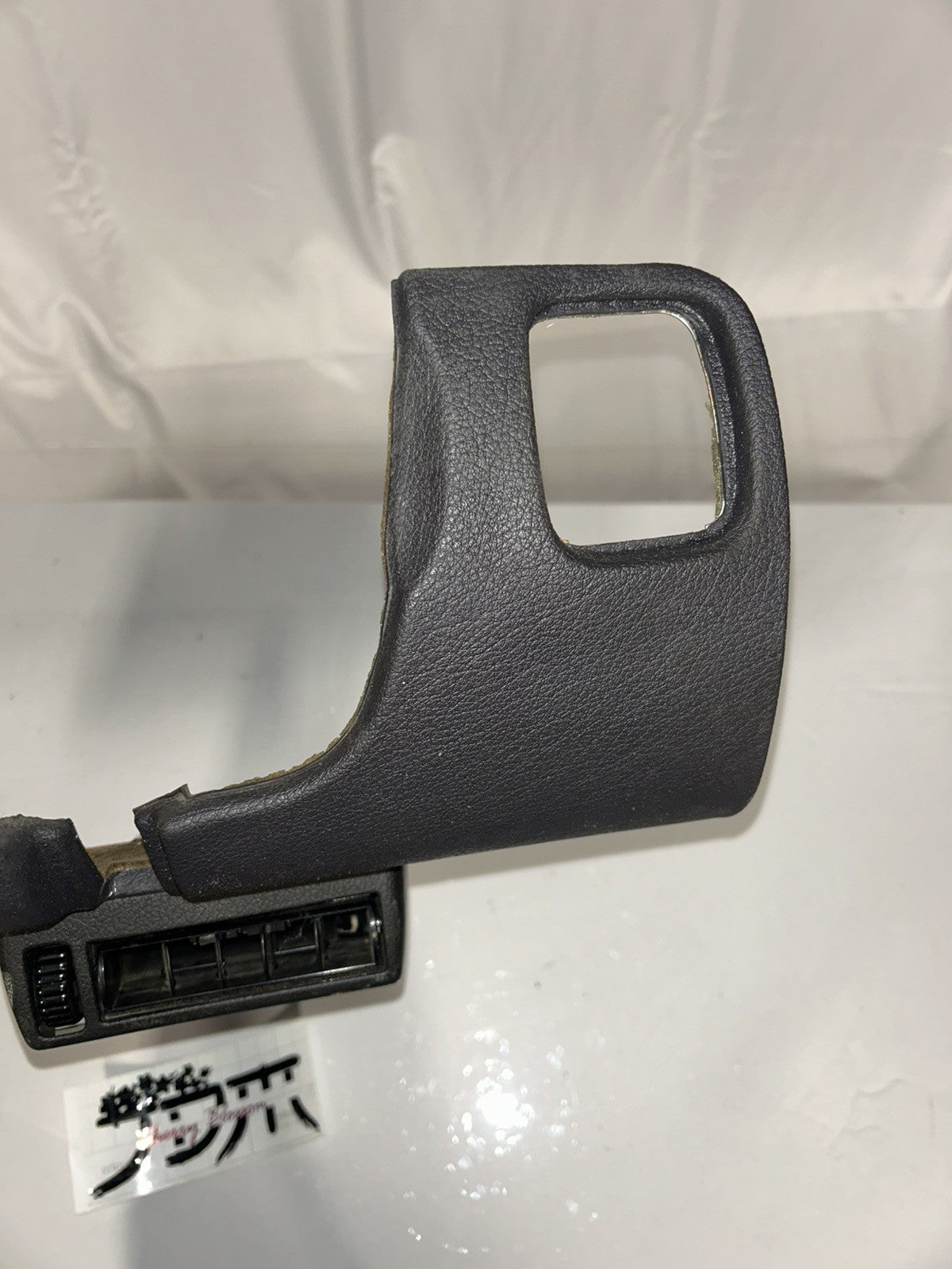 c6ec3d7f-3e16-4d4a-ae99-33756d751906