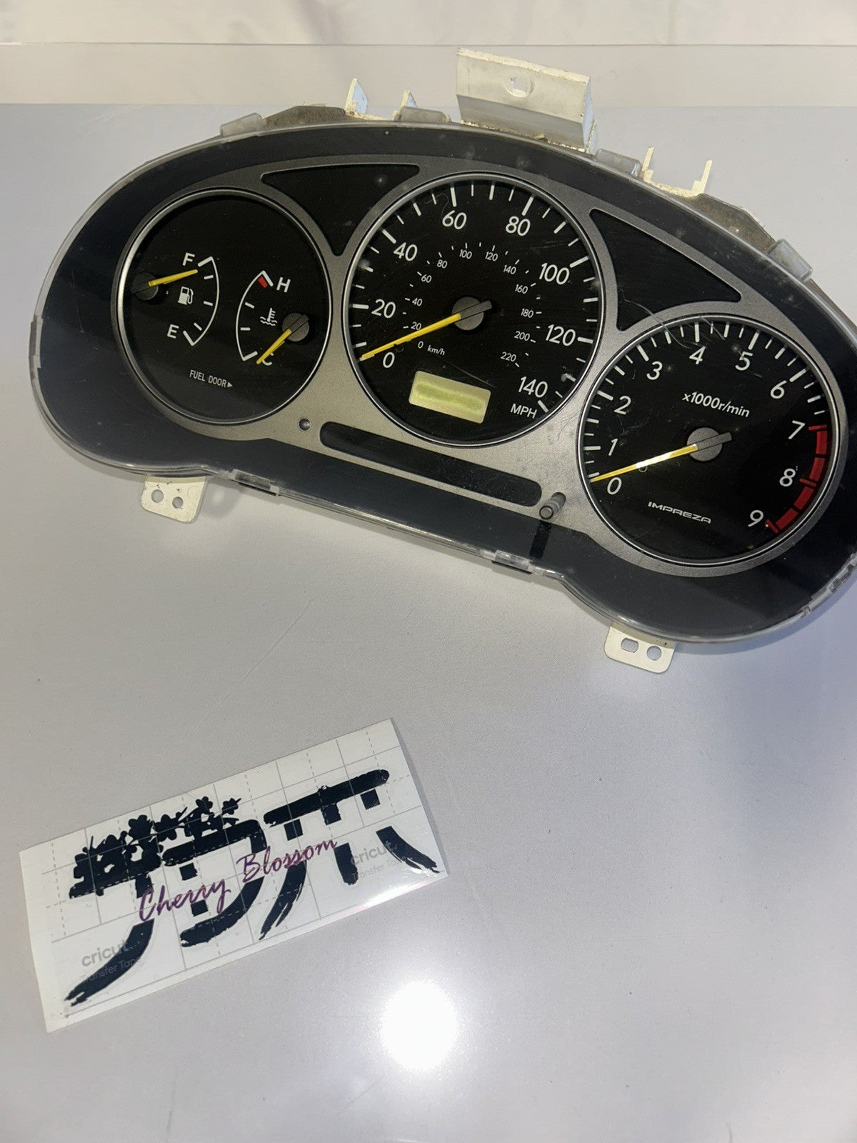 4afddb42-815d-4464-af40-582ec1f87c2c