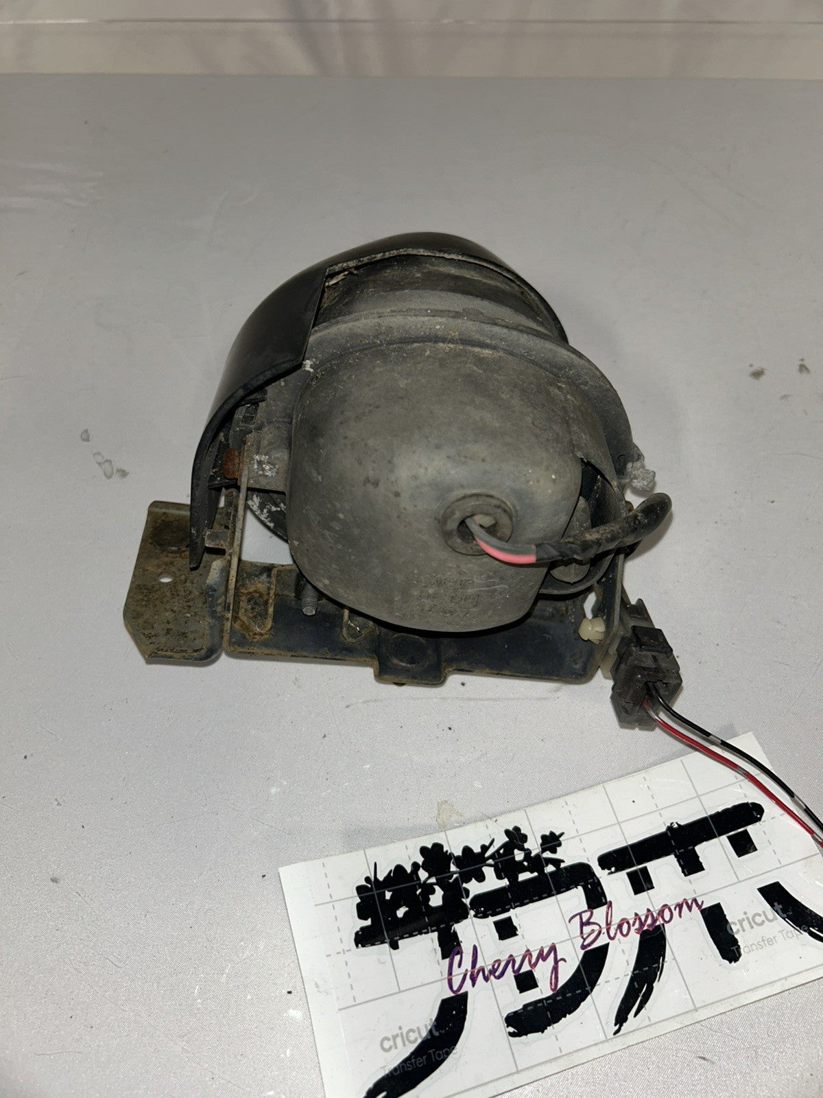 90ef9afd-087b-4614-8713-d76ffe40fd12